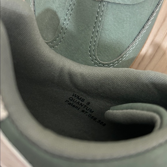 NWOT Dolce Vita Sage & Green Sneakers - Picture 7 of 8